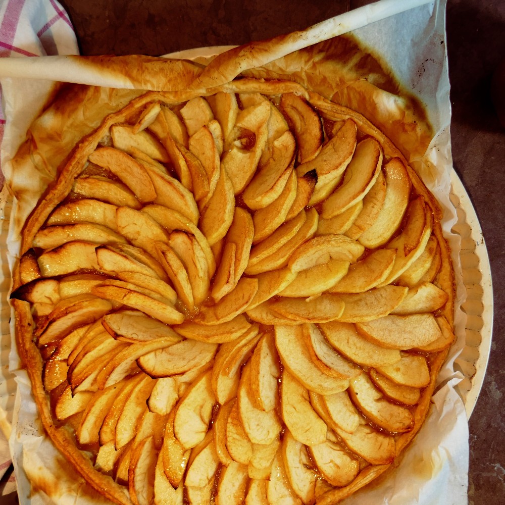 Tarte aux pommes et chocolat à la bière : recette savoureuse